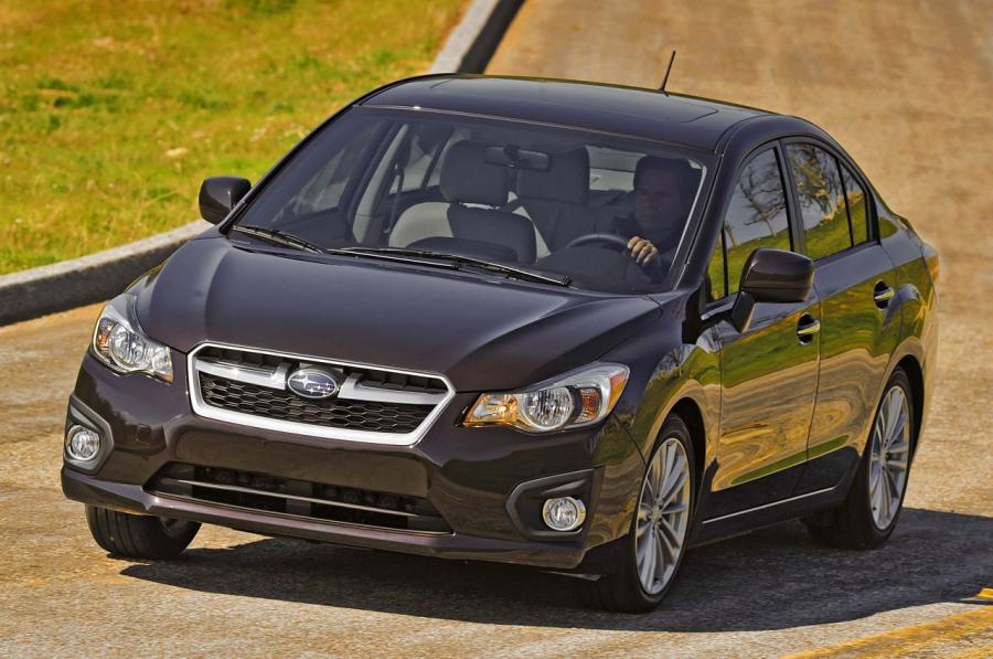  Subaru Impreza Sedan 2012 года  (фото 2 из 43)